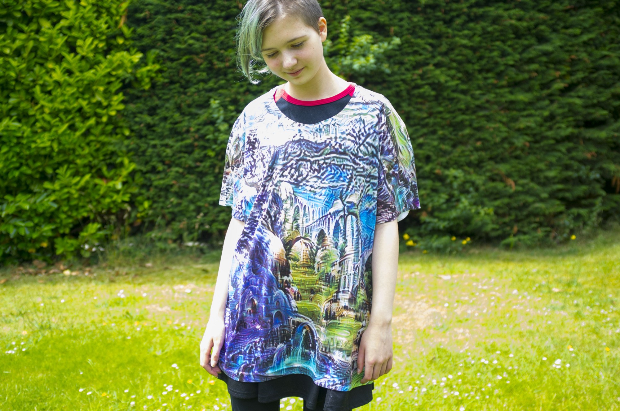 Modesty wearing the t-shirt solely for the purpose of the tumblr post.