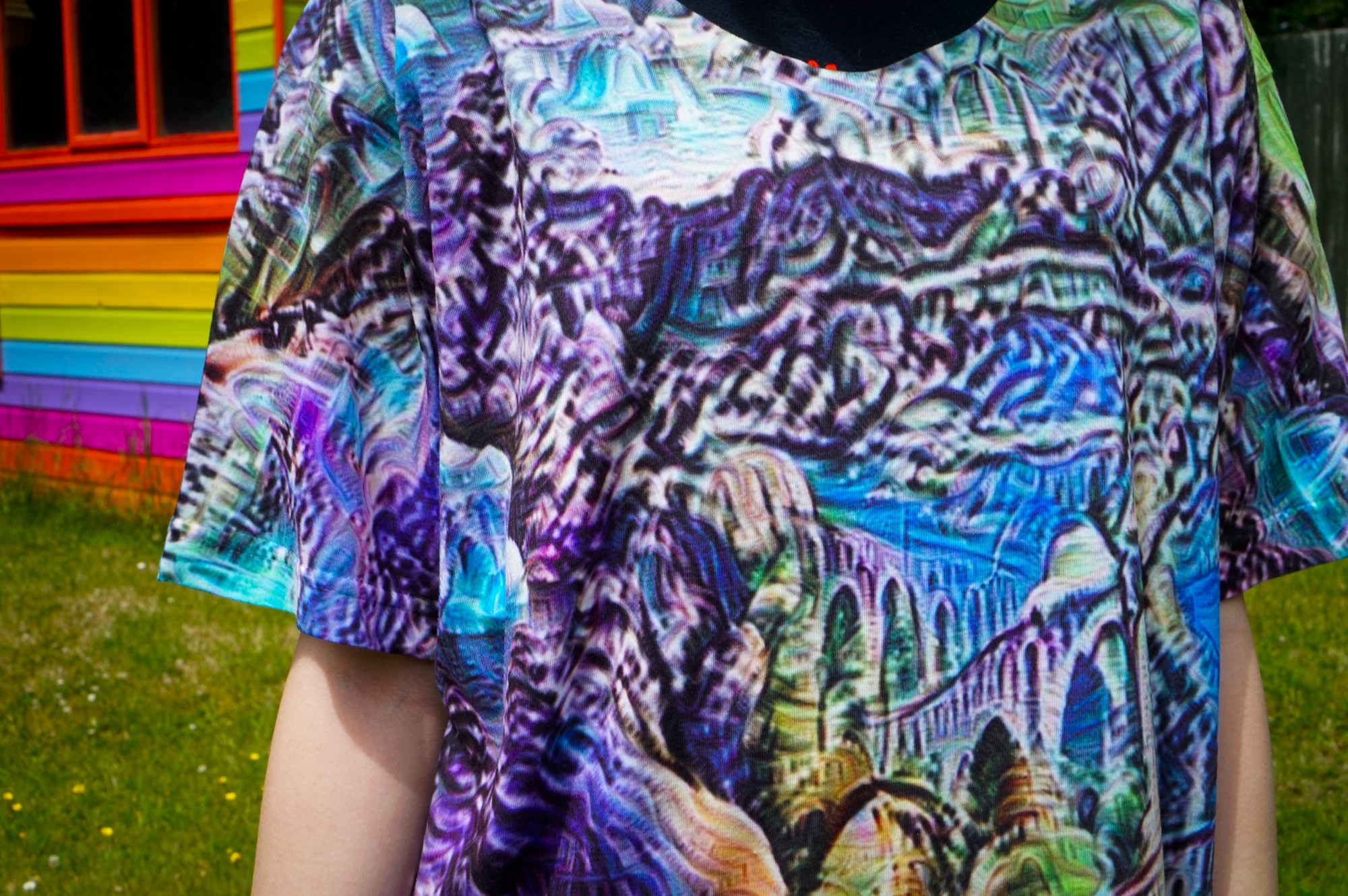 The ugly t-shirt (again)